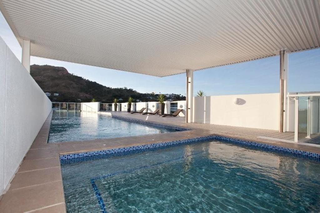 Central Holborn Apartments Townsville Luaran gambar