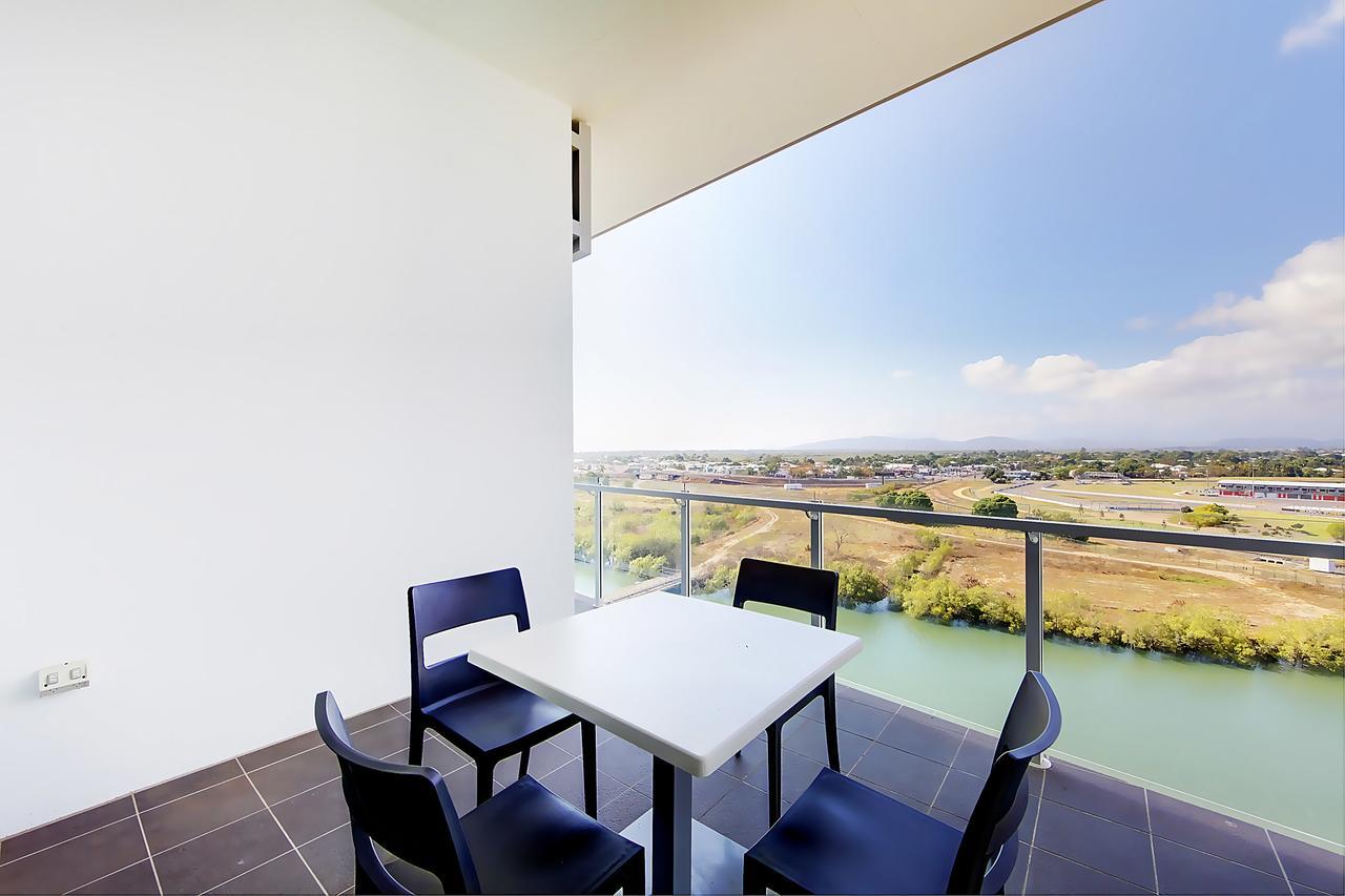 Central Holborn Apartments Townsville Luaran gambar